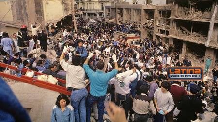 Atentado a la AMIA, habla un sobreviviente en Radio Latina