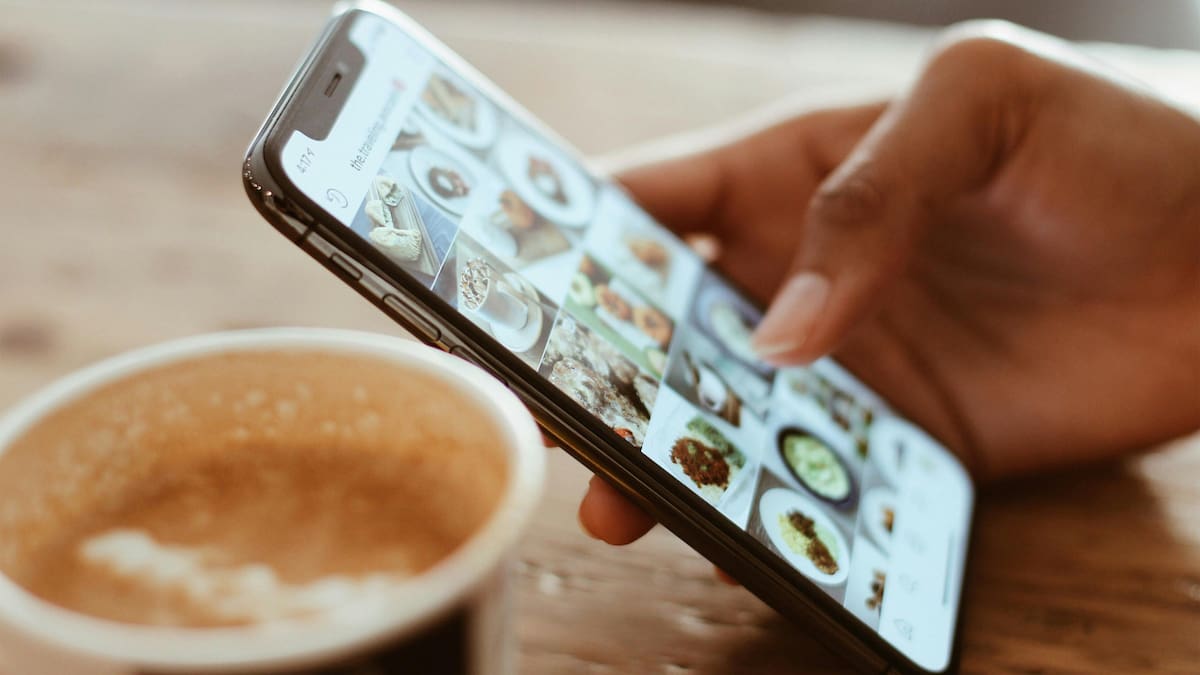"Scrolling": qué produce en el cerebro y cómo evitar que se vuelva compulsivo