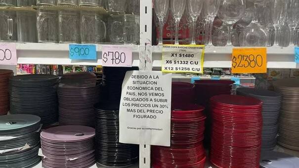 Efecto dólar en Once: los precios se incrementaron un 30% para evitar pérdidas masivas