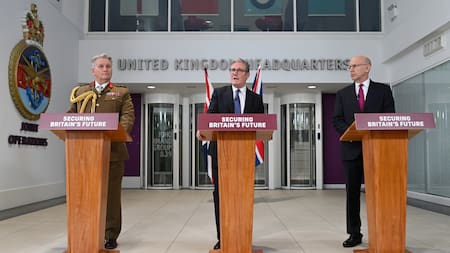 Keir Starmer, primer ministro británico, anunció la cesión de las Islas Chagos a Mauricio. Foto: REUTERS.