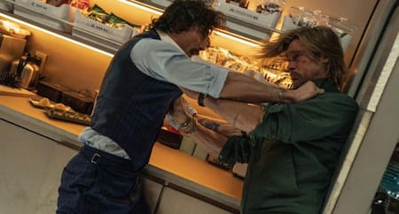 Aaron Taylor-Johnson y Brad Pitt en Tren Bala. Foto: NA.