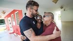 Ricky Martin entregó casas a las personas que se quedaron en la calle por los huracanes