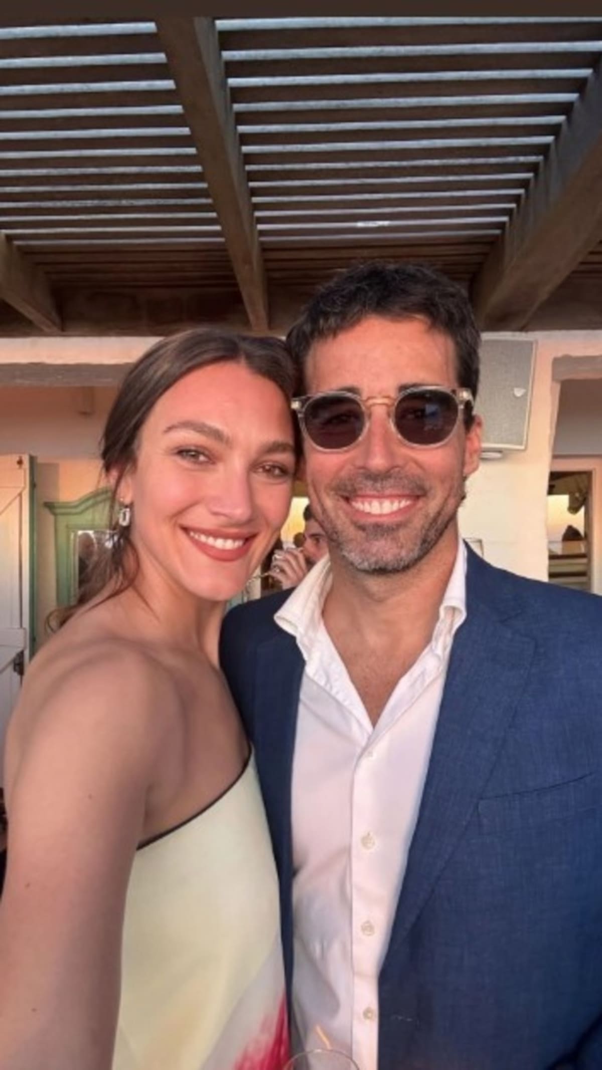 Nacho Viale y su pareja