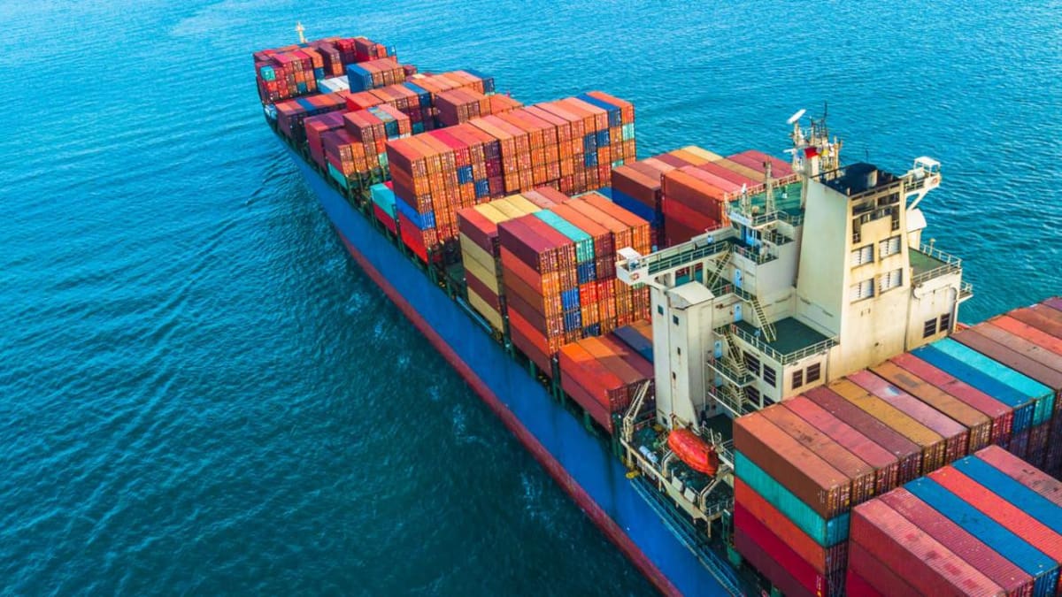 El país de Latinoamérica que impulsa un canal ferroviario entre el Pacífico y el Atlántico: transportaría 900 vehículos en tan solo 72 horas