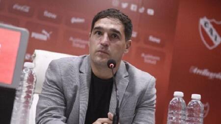 Leandro Stillitano dejó de ser el entrenador de Independiente. NA