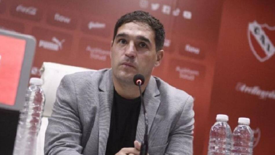 Leandro Stillitano dejó de ser el entrenador de Independiente. NA