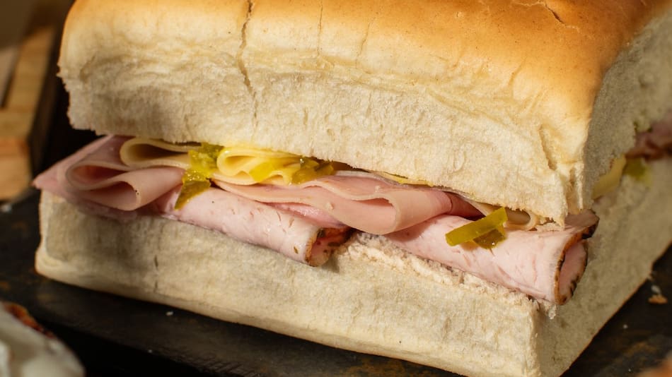Sándwich cubano.