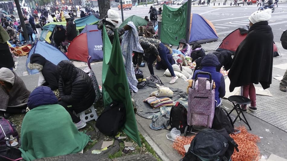 Acampe en la 9 de Julio, protestas sociales, Agencia NA