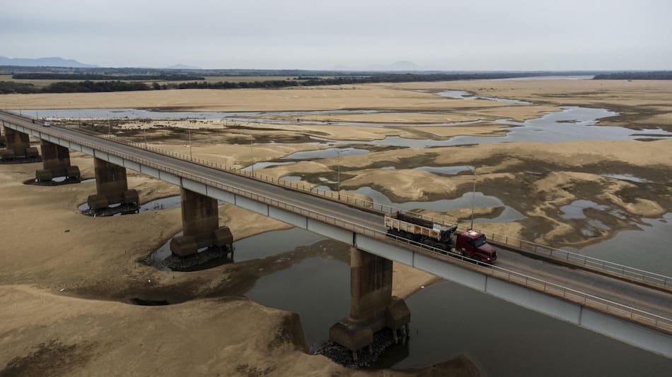 Intensa sequía en la Amazonía. Foto: EFE