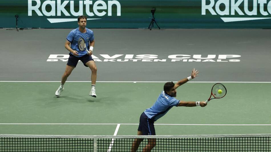 Horacio Zeballos y Máximo González en la Copa Davis 2022. Foto: REUTERS.