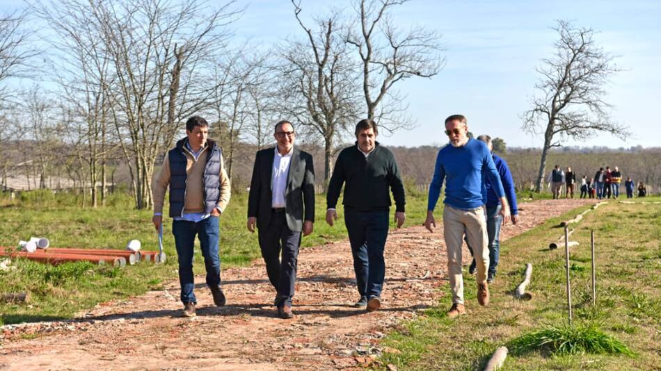 Encuentro para la promoción de políticas públicas para el vino en Campaña. Foto: prensa