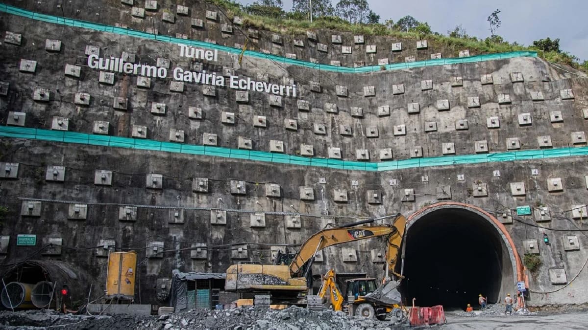 El megaproyecto vial de Sudámerica que llamó la atención de Elon Musk: está debajo de la Cordillera y mide 10 kilómetros
