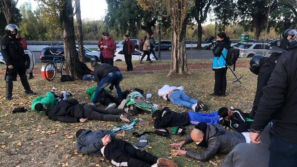 Detuvieron hinchas de Deportivo Cali en Buenos Aires.
