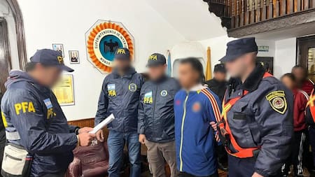 Ecuatoriano del clan "Fito" Macías expulsados de Argentina. Foto: PFA.