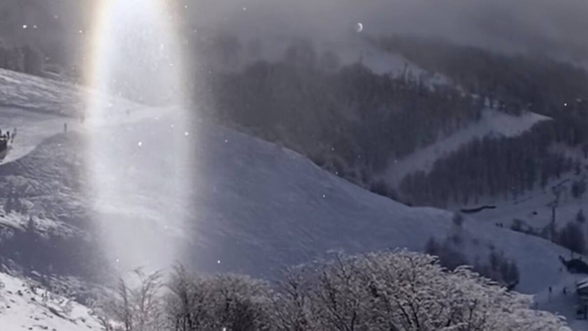 Una fotógrafa registró un extraño círculo en Bariloche. Foto: captura