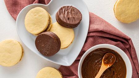 Alfajores; golosinas.