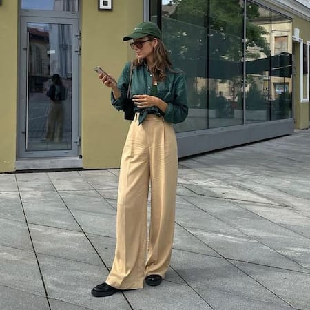 Look con pantalones anchos. Foto Pinterest Fashion ¡HOLA!