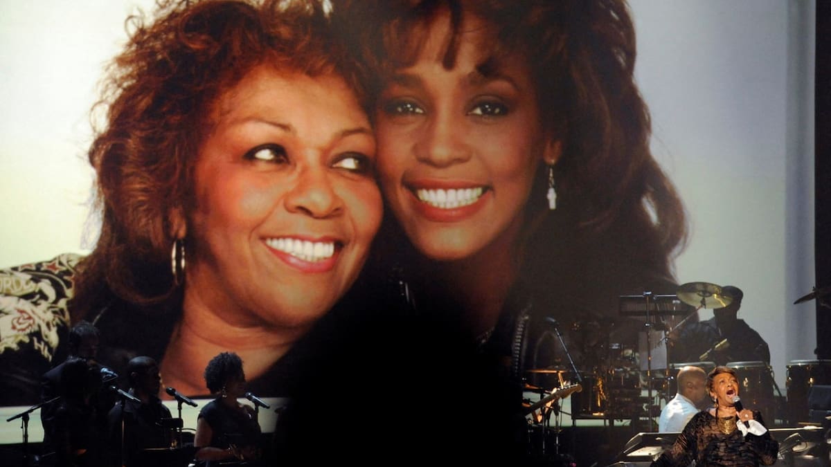 Cissy, la madre de Whitney Houston, murió a los 91 años. Foto: Reuters.