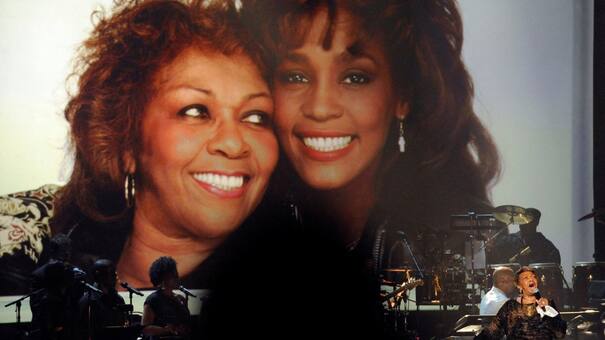 Murió Cissy, la madre de Whitney Houston: tenía 91 años y luchó mucho tiempo contra el Alzheimer