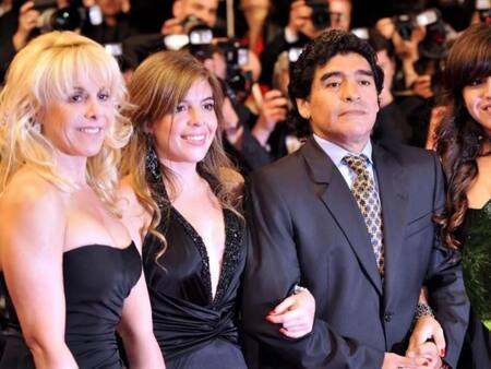 Maradona y su familia