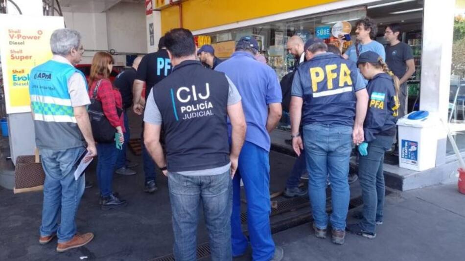 Estación de servicio en Avenida Directorio al 5600. Foto: NA