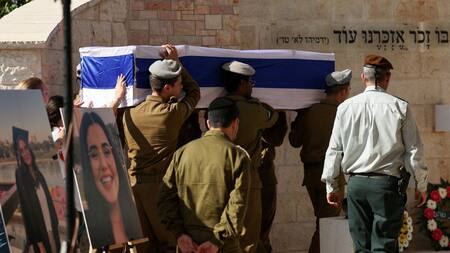 Despedida de Noa Marciano, soldado secuestrada por Hamas. Foto: REUTERS.