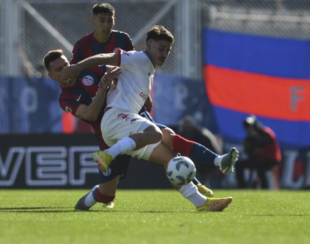 Matías Cóccaro; San Lorenzo vs. Huracán; Copa de La Liga. Foto: Télam.