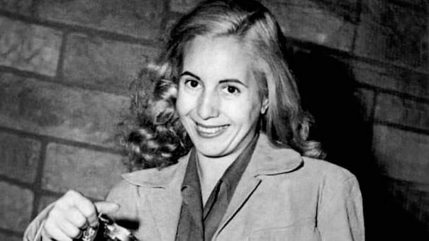 Reflexiones de Antonio Arcuri: a 106 años del nacimiento de María Eva Duarte de Perón