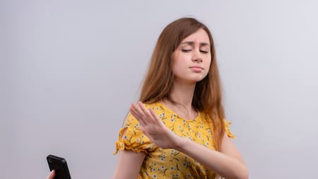 Menos publicaciones y más privacidad: qué es el “posting zero” y por qué es furor entre los jóvenes este 2026