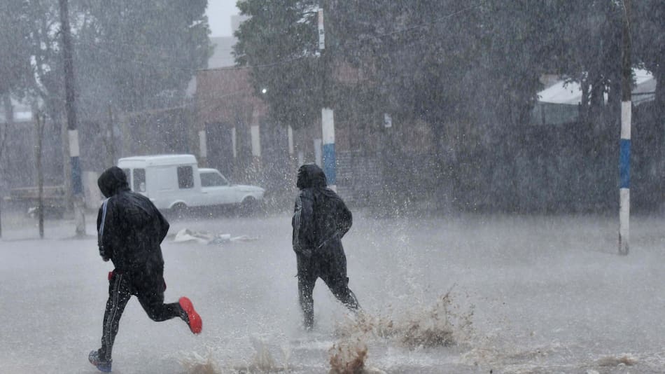 Fuerte temporal en Buenos Aires. Foto: Télam.