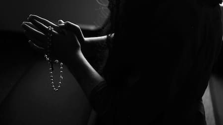 Cambio histórico en la religión de EE.UU.: en la generación Z, los católicos superan a los protestantes