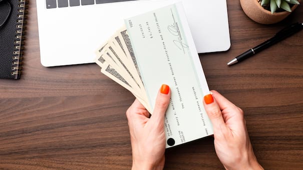 Cheques rechazados: crecieron casi 30% en septiembre por falta de fondos