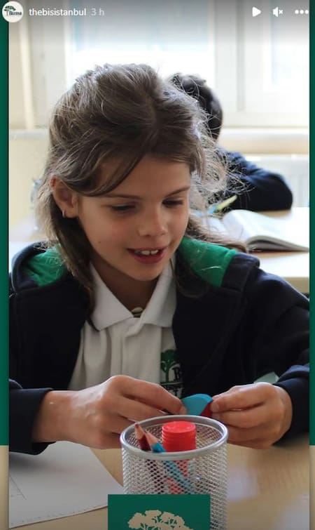 Francesca Icardi en la escuela. Foto: Instagram/thebisistanbul.