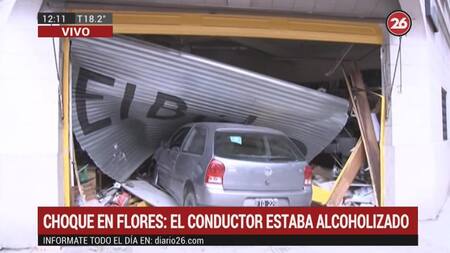 Accidente de auto en Flores, policiales, Canal 26
