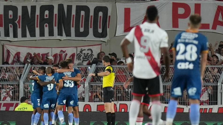 Triunfo; River Plate-Arsenal. Foto: NA.
