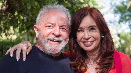 Lula y Cristina Kirchner. Foto: Twitter @CFKArgentina.