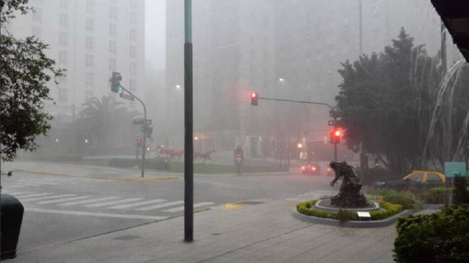 Mal clima en Buenos Aires. Foto: NA.