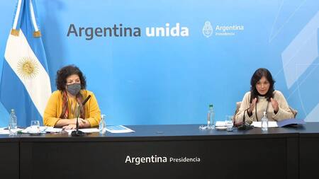 Carla Vizzotti, y la secretaria Legal y Técnica de la Nación, Vilma Ibarra, NA