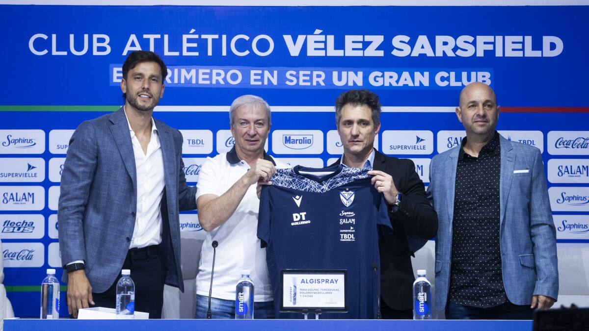 Presentación de Guillermo Barros Schelotto como técnico de Vélez. Foto: @Vélez.