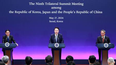 Reunión trilateral entre Japón, Corea del Sur y China. Foto: EFE