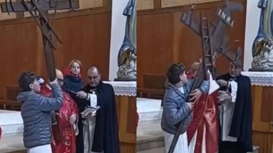 No pudo sostener la cruz. Foto: captura de video.