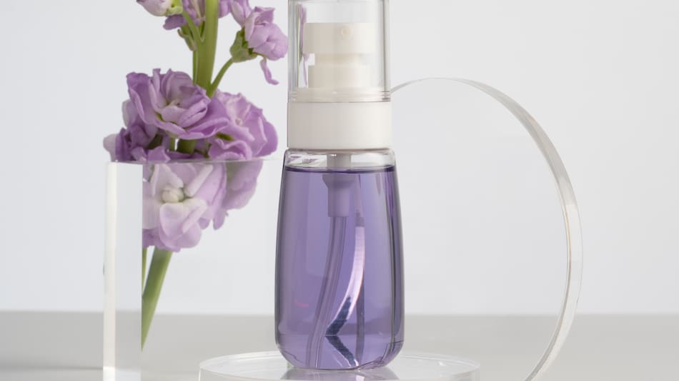 Cómo preparar un perfume casero para que la ropa huela siempre a limpio.