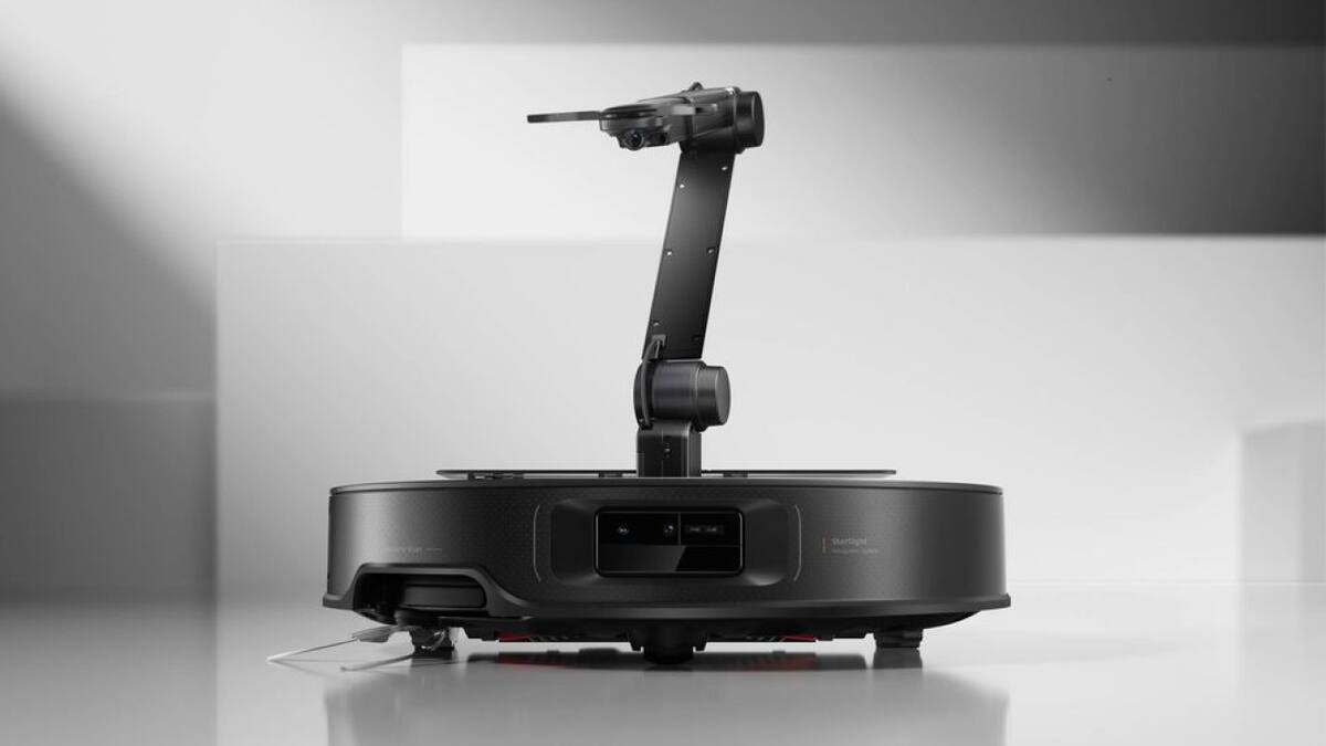 Roborock, aspiradora con brazo para levantar objetos.