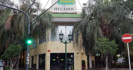 Heladería Monte Olivia en Villa Devoto