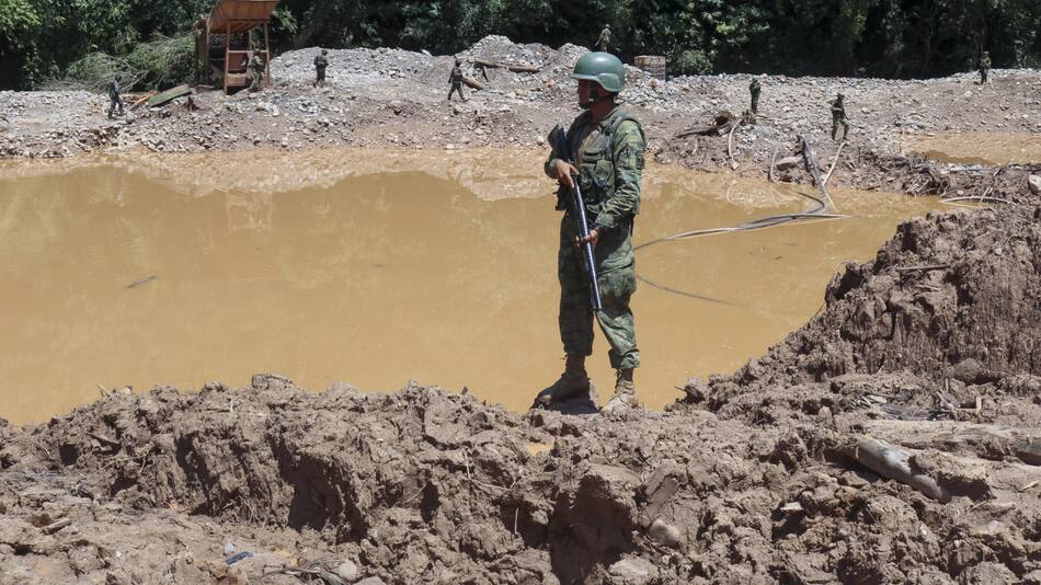 Amazonía de Ecuador, minería ilegal. Foto: EFE