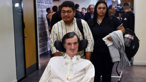 En el día de su cumpleaños número 54, Esteban Bullrich realizó un pedido muy especial