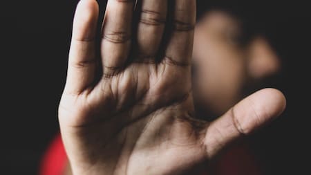 Maltrato infantil, foto ilustrativa. Unsplash.