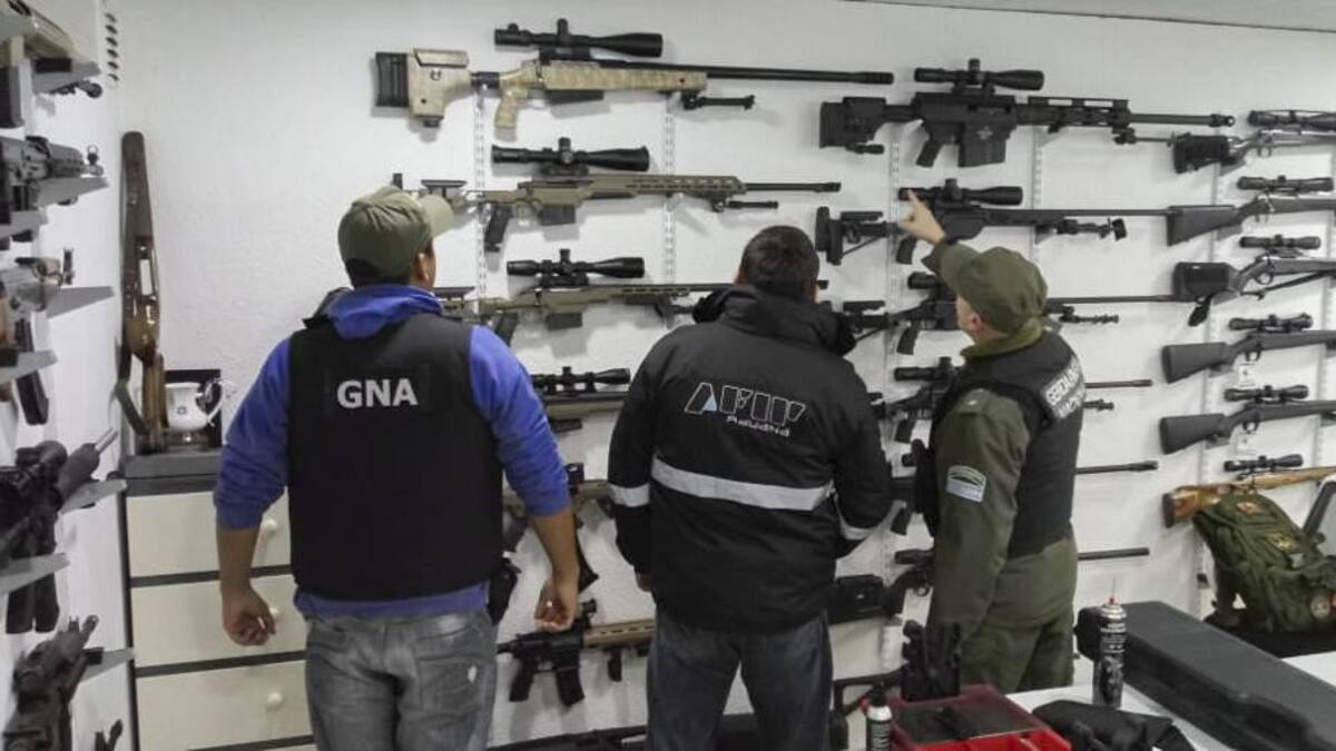 Detención de banda que vendía armas a Brasil (Agencia NA)