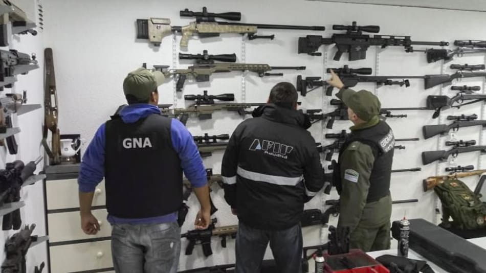 Detención de banda que vendía armas a Brasil (Agencia NA)