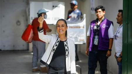 El voto de Claudia Sheinbaum en Tlalpan. Foto: Reuters.